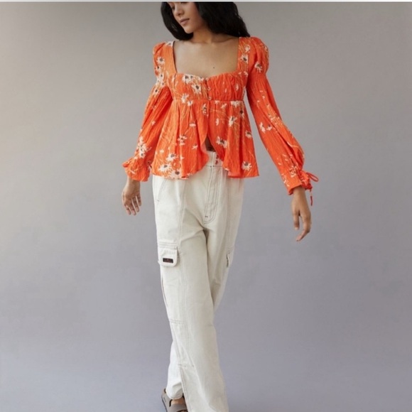 Urban Outfitters UO Allie Tie-Sleeve Blouse Size M NWT - Picture 1 of 11